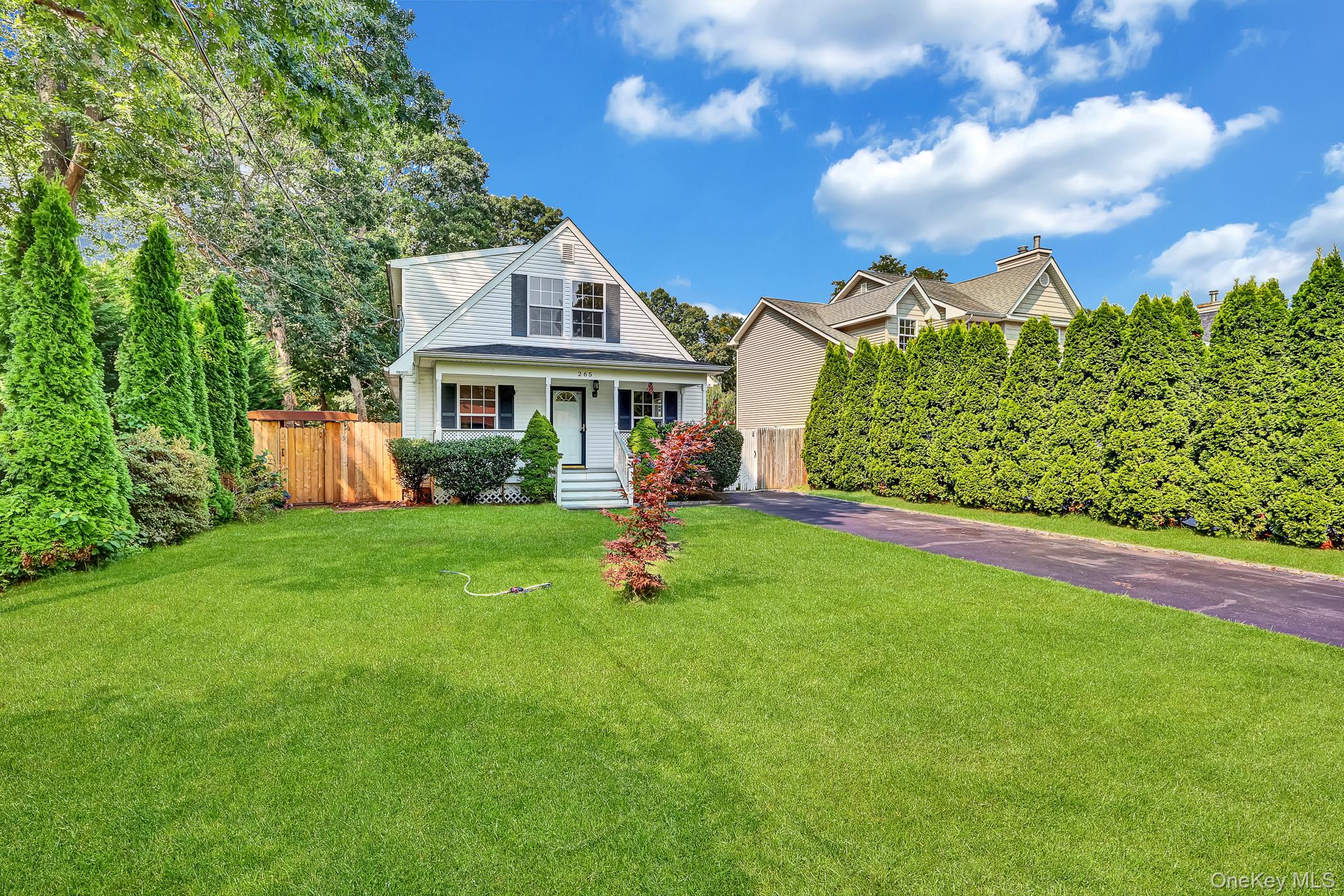 265 Forrest Avenue Property Photo 4