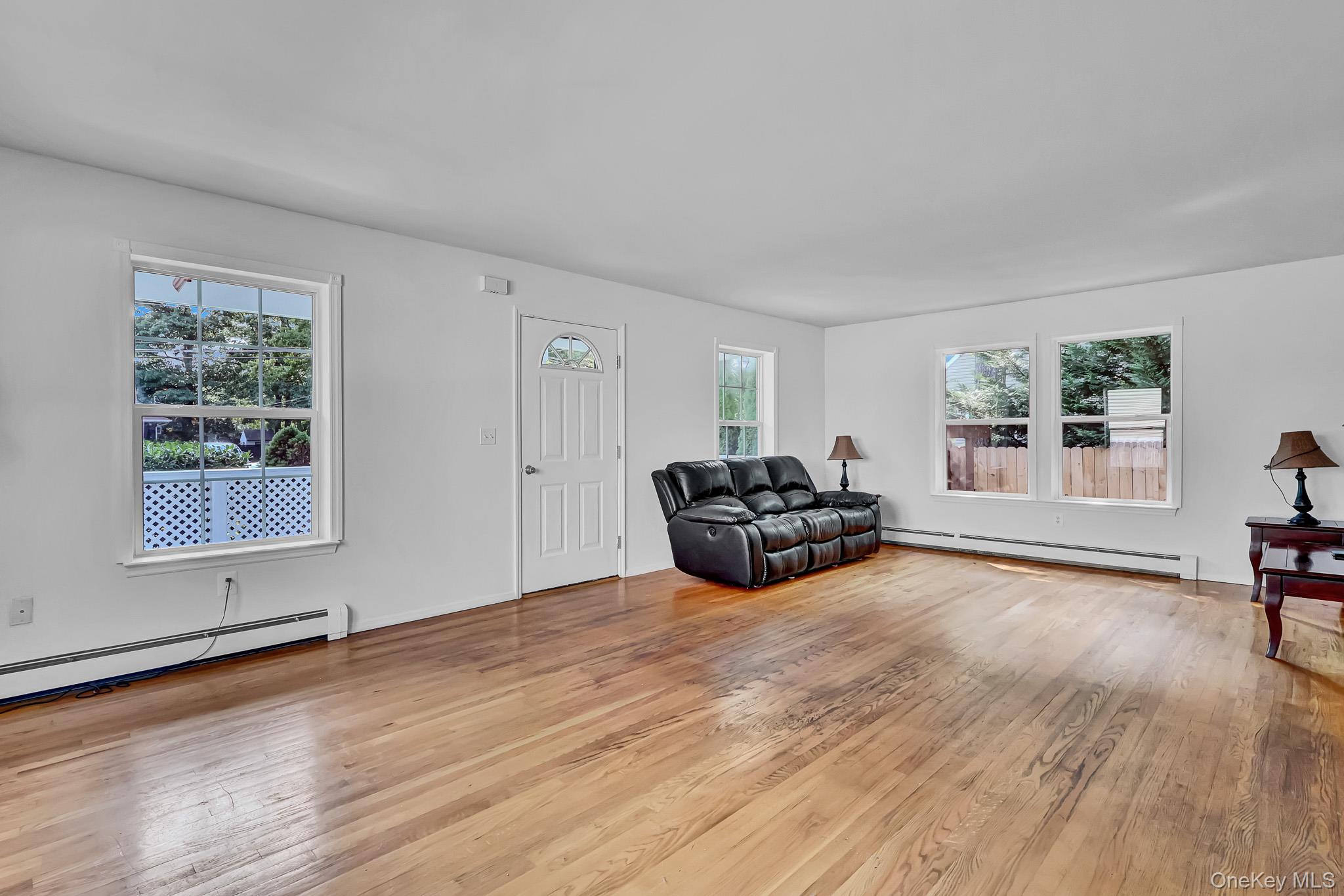 265 Forrest Avenue Property Photo 8