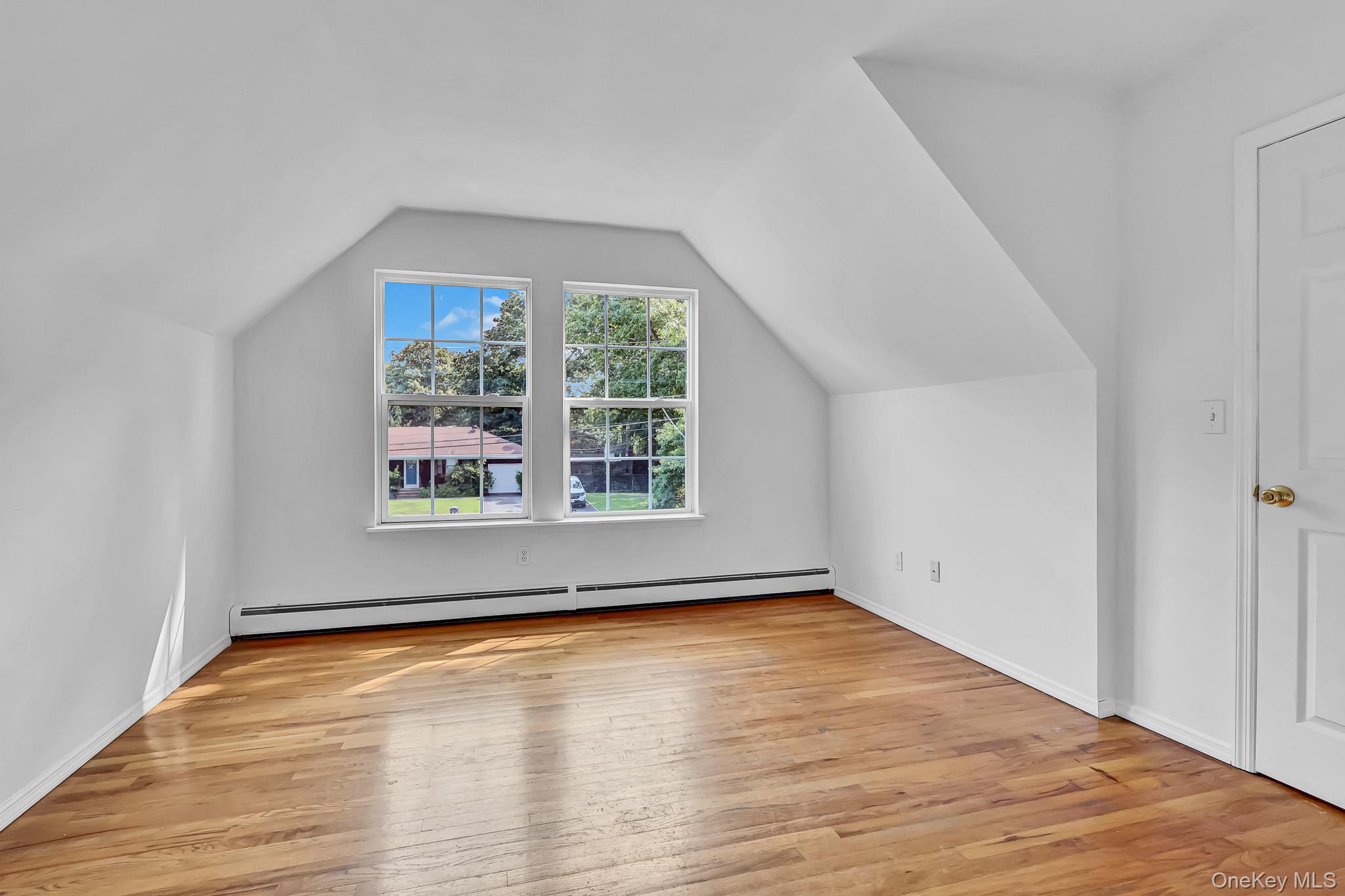 265 Forrest Avenue Property Photo 18