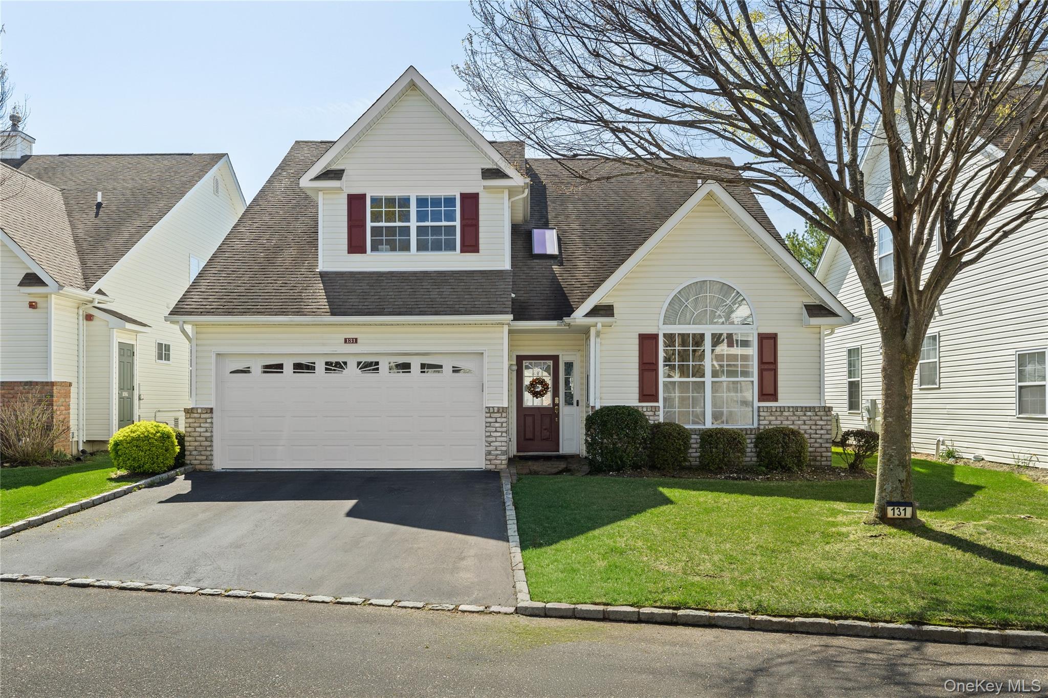131 Constantine Way Property Photo 1