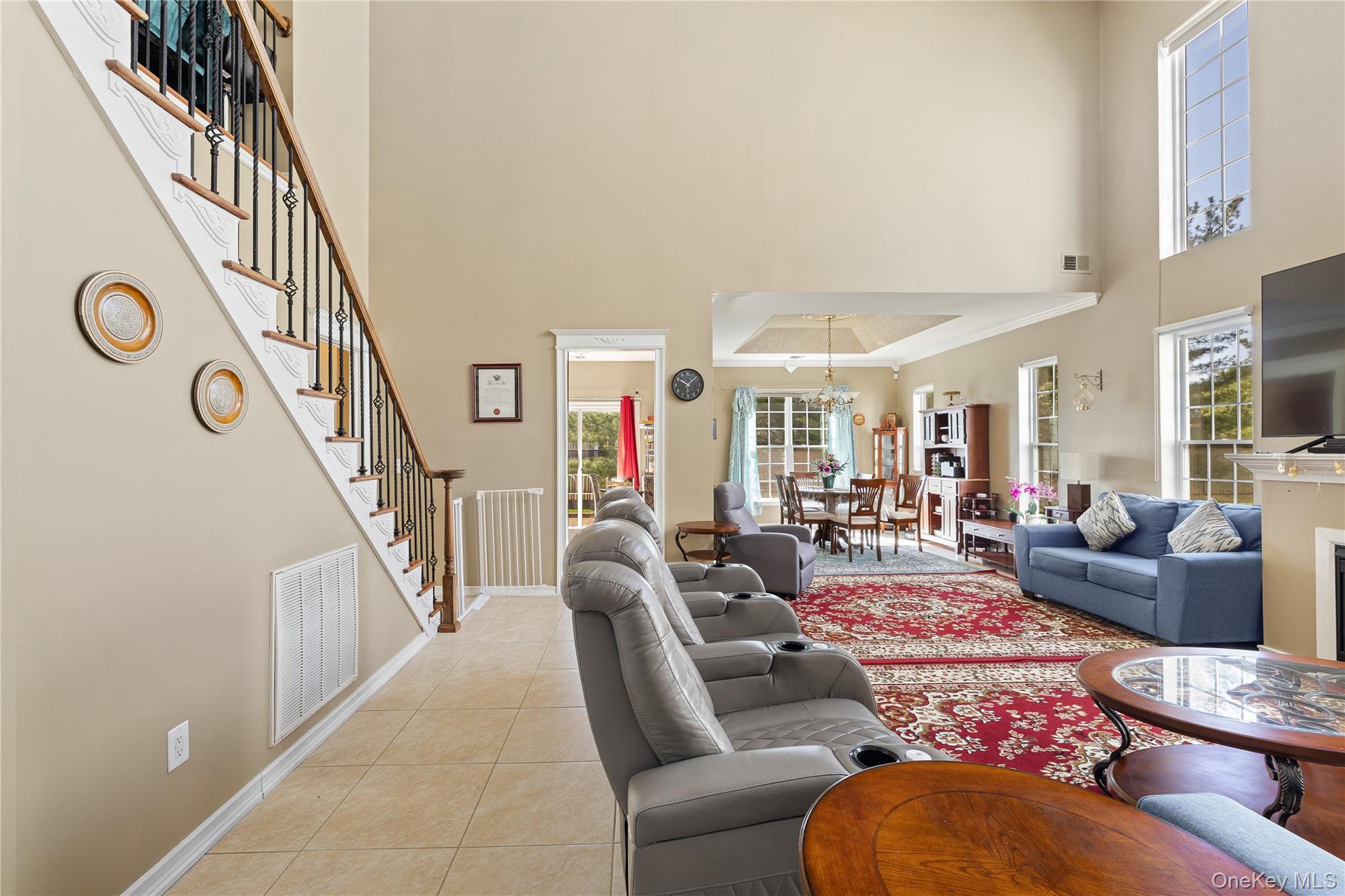 131 Constantine Way Property Photo 8