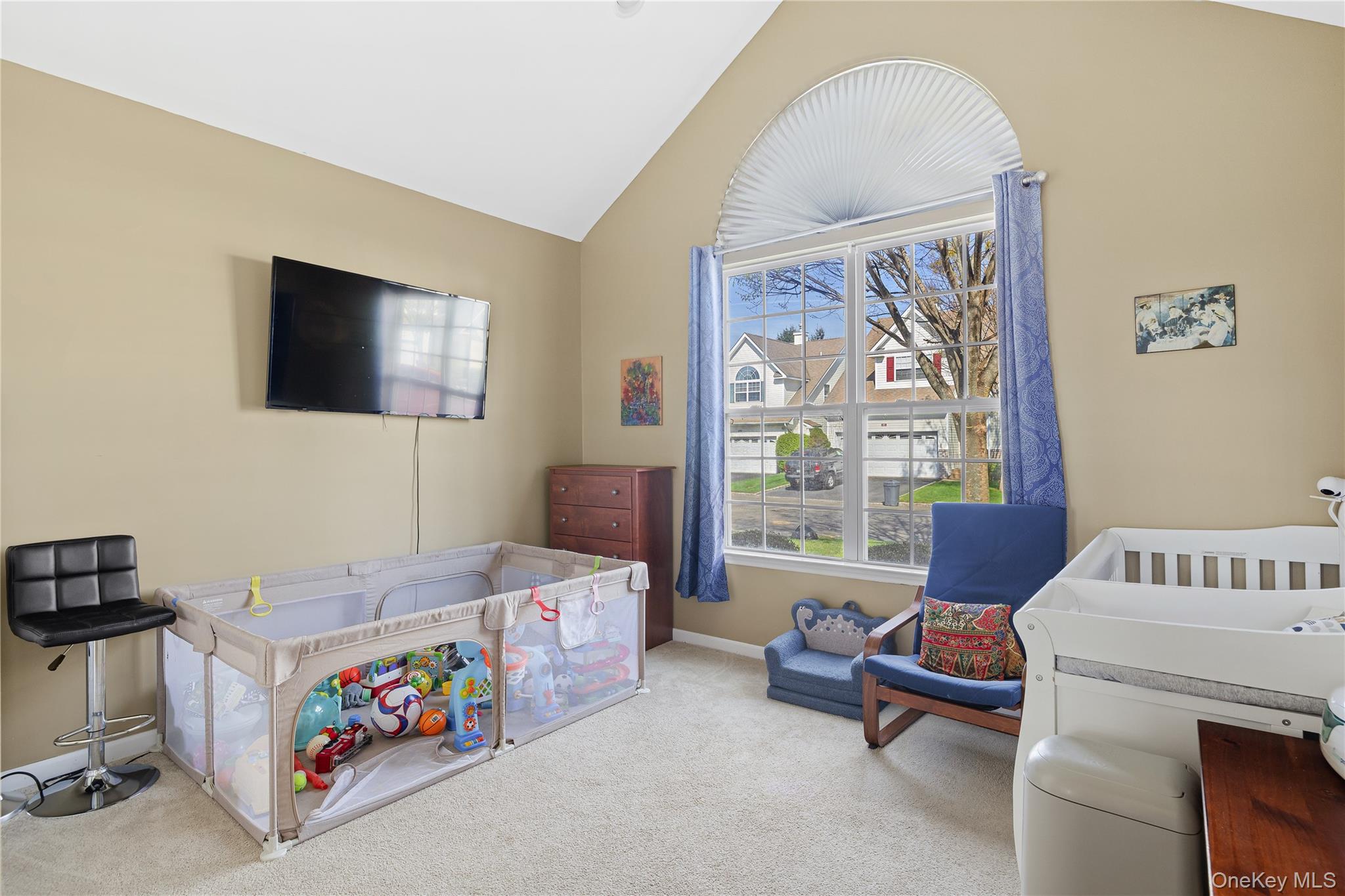 131 Constantine Way Property Photo 11