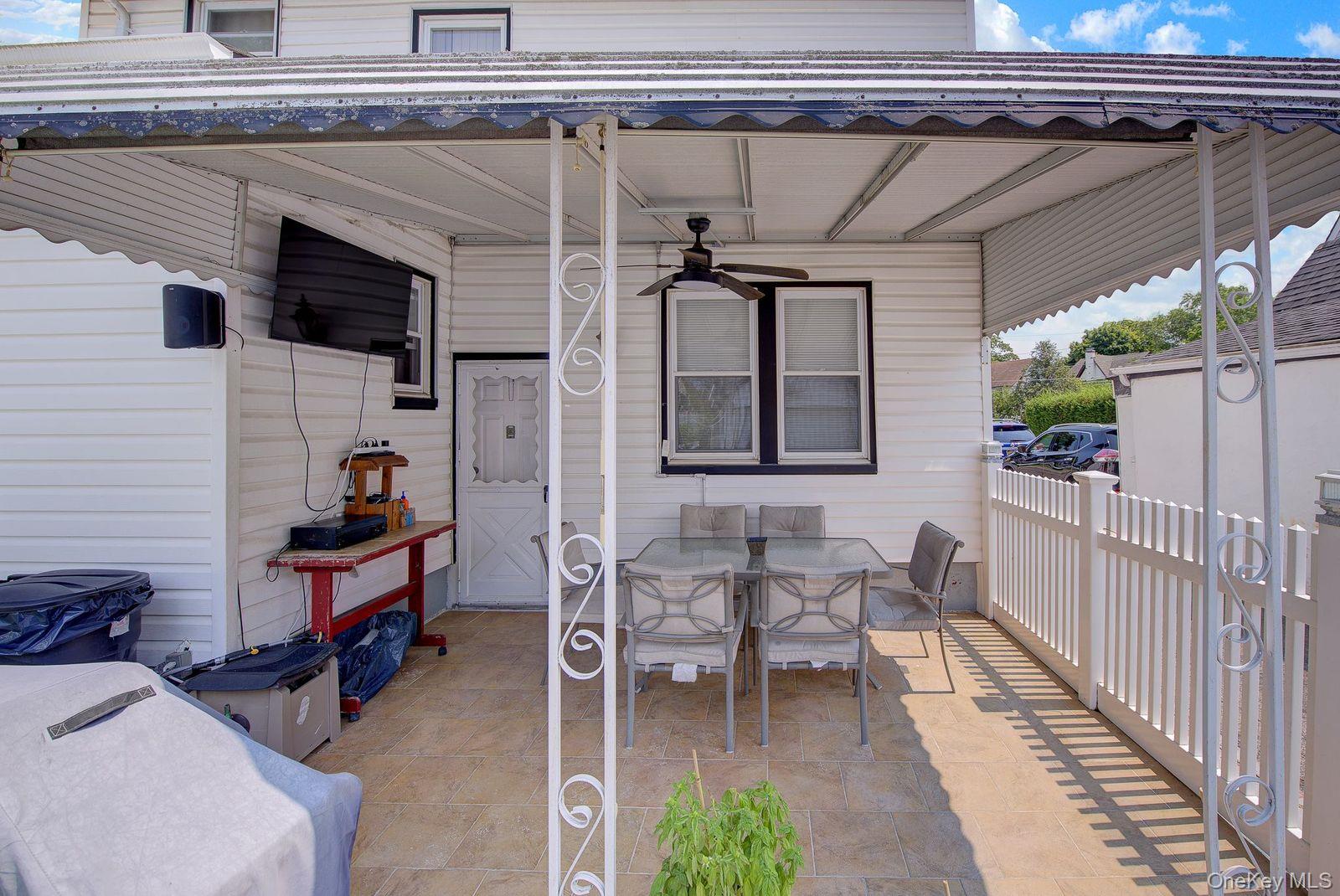 9 Christabel Street Property Photo 8