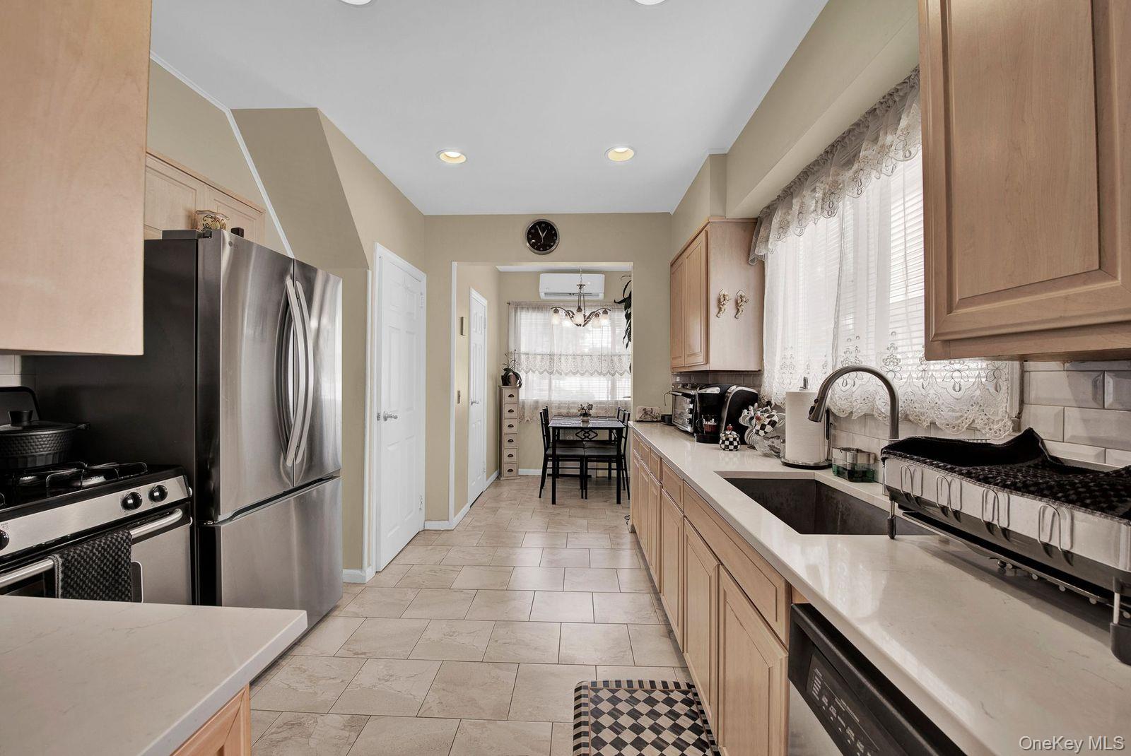 9 Christabel Street Property Photo 14