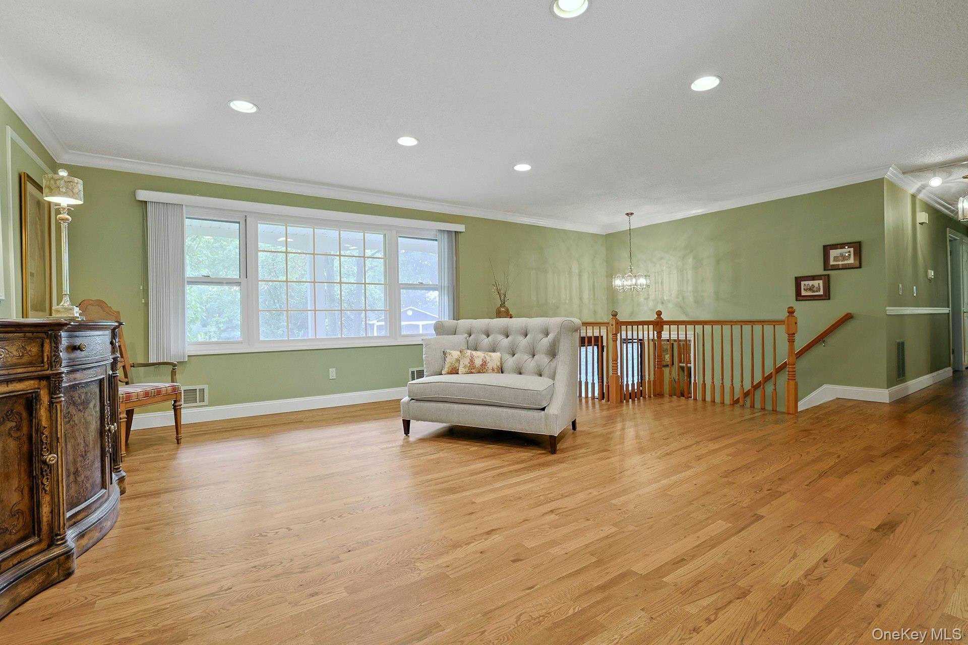 38 York Drive Property Photo 7
