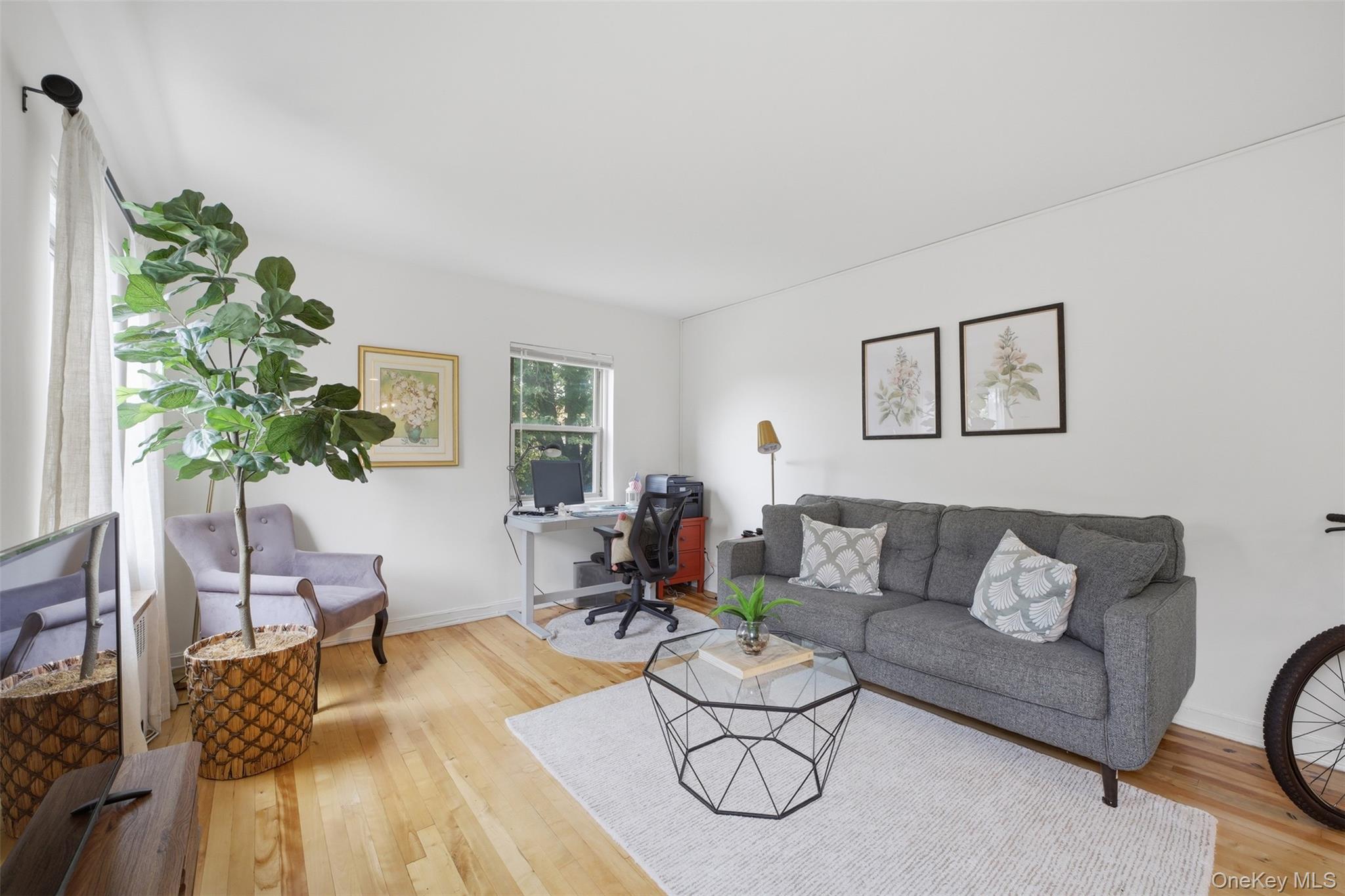330 S Broadway B11 Property Photo 18