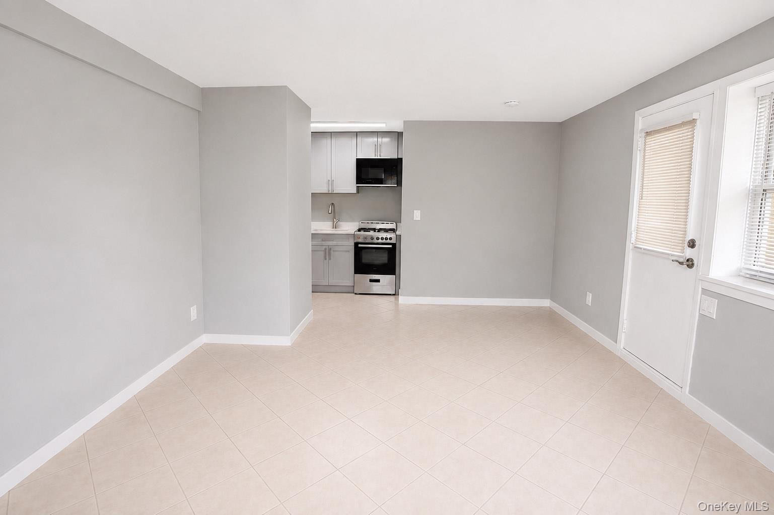 248 E Broadway 5 Property Photo 7