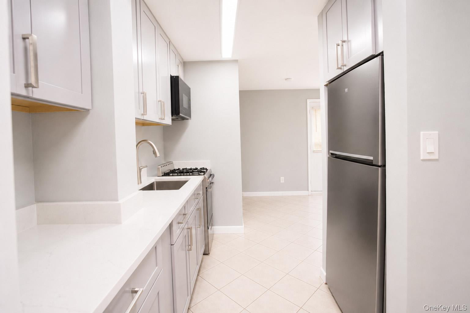 248 E Broadway 5 Property Photo 13