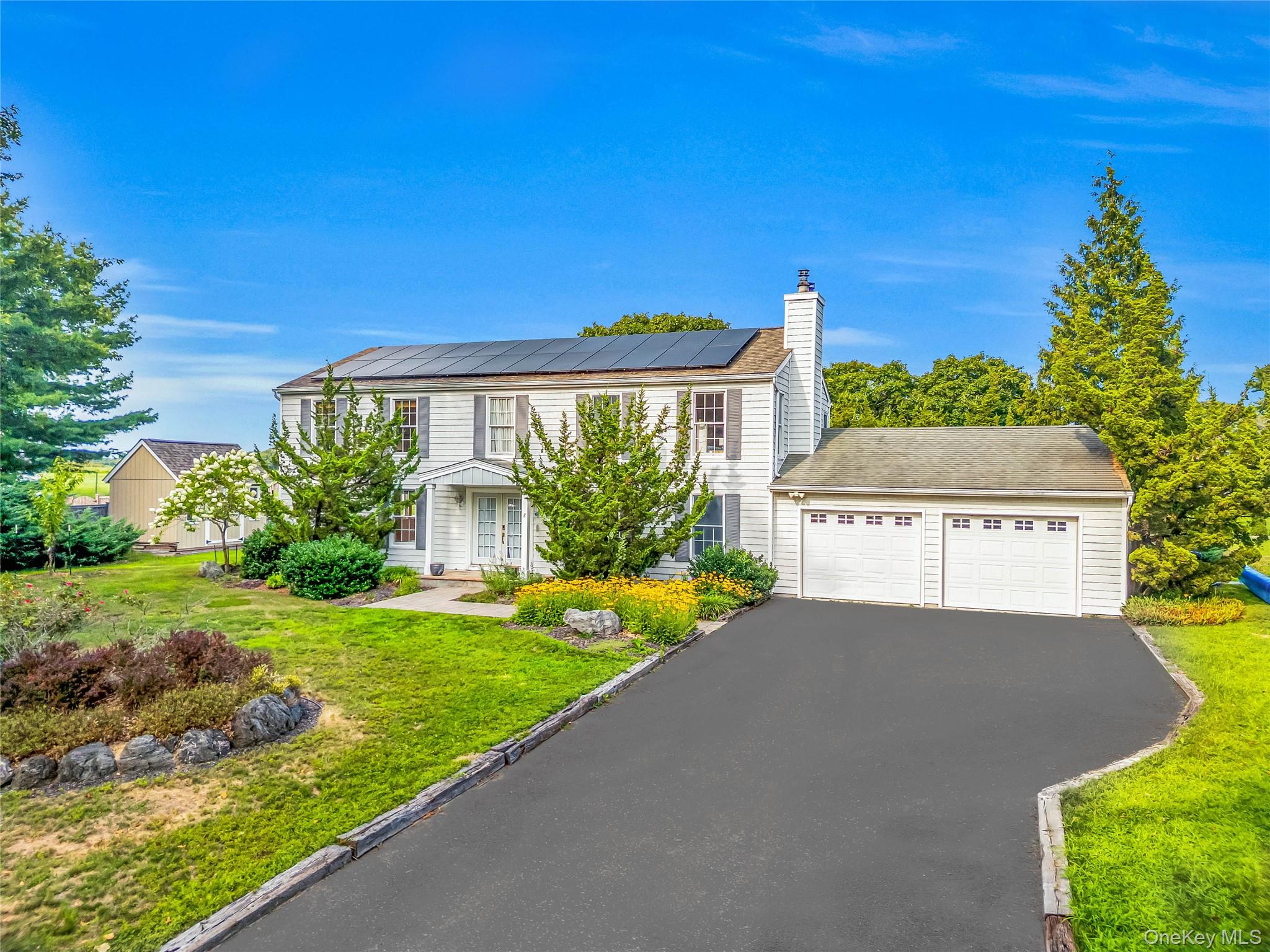8 High Meadow Lane Property Photo 1