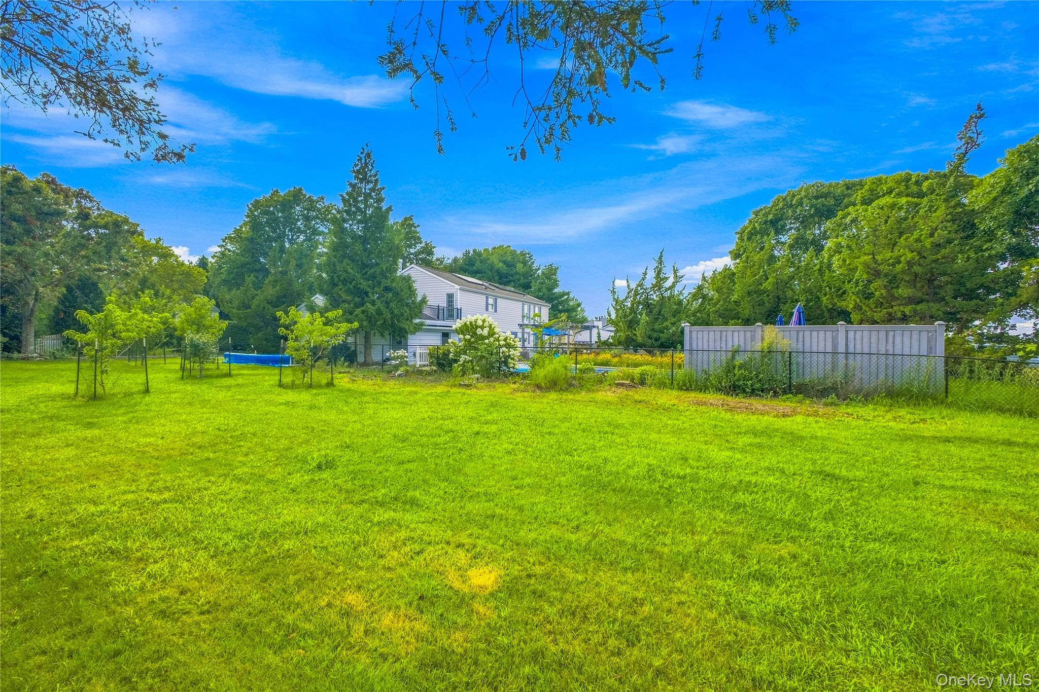 8 High Meadow Lane Property Photo 5