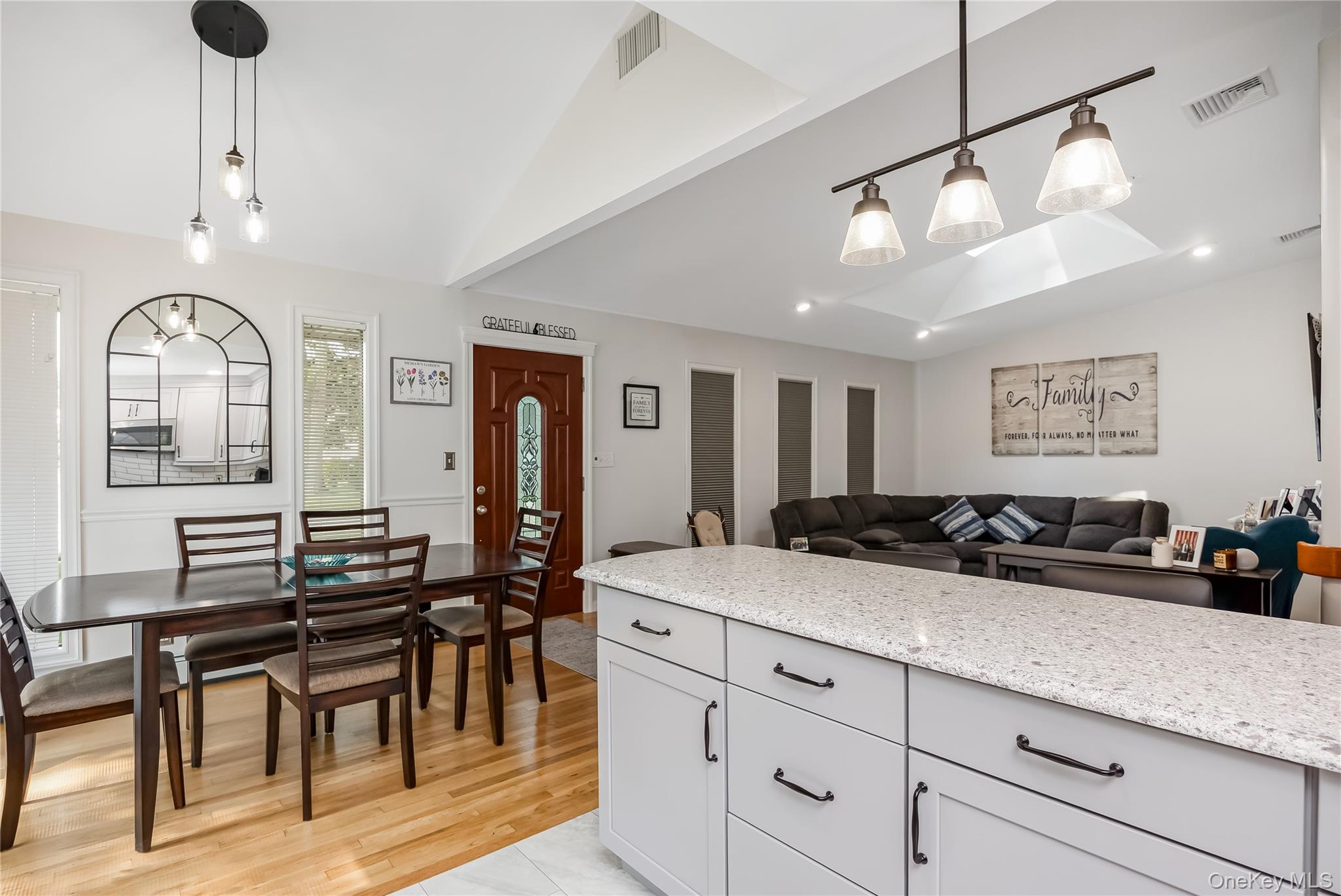 10 Larkin Street Property Photo 6