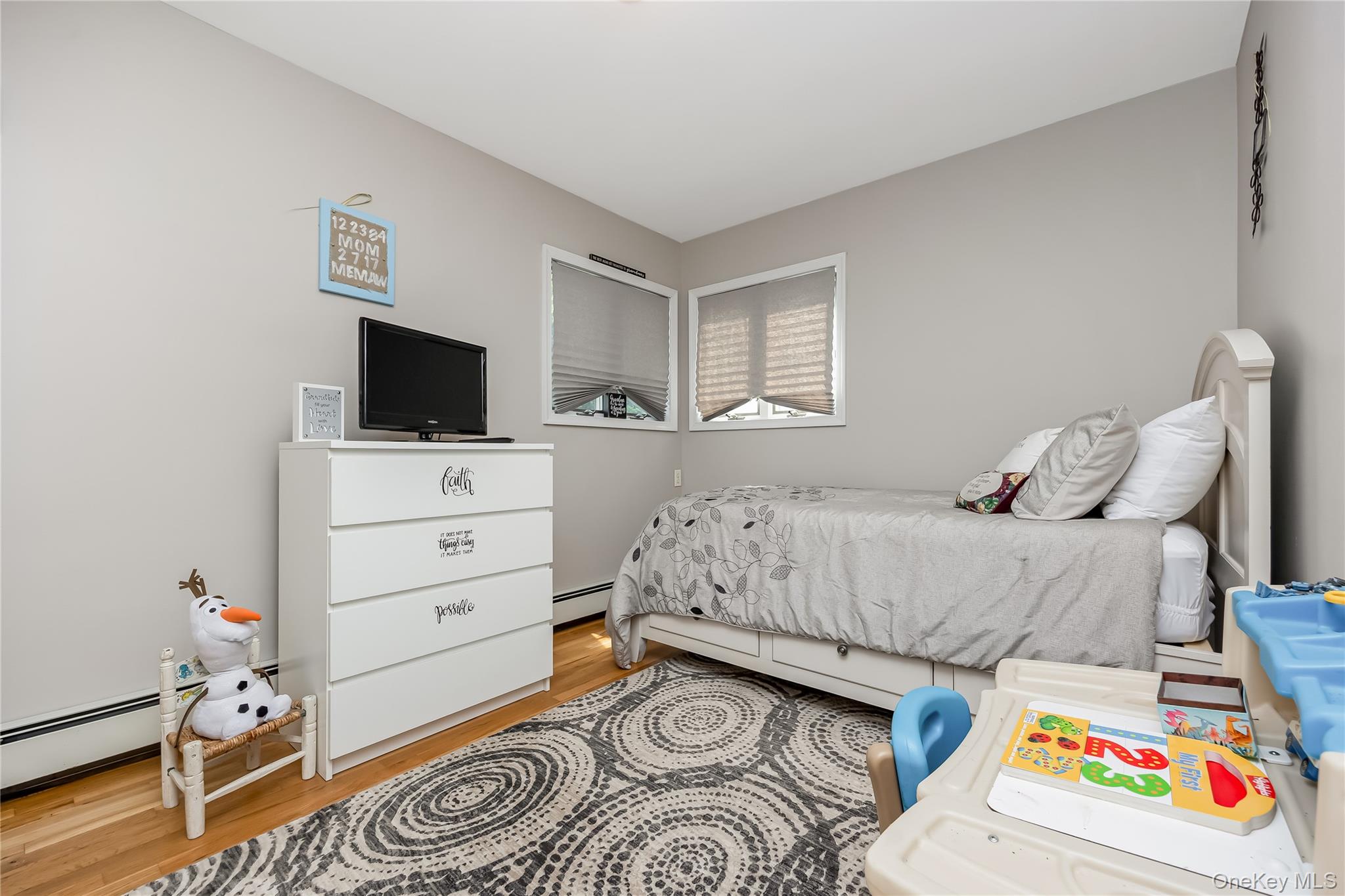 10 Larkin Street Property Photo 16