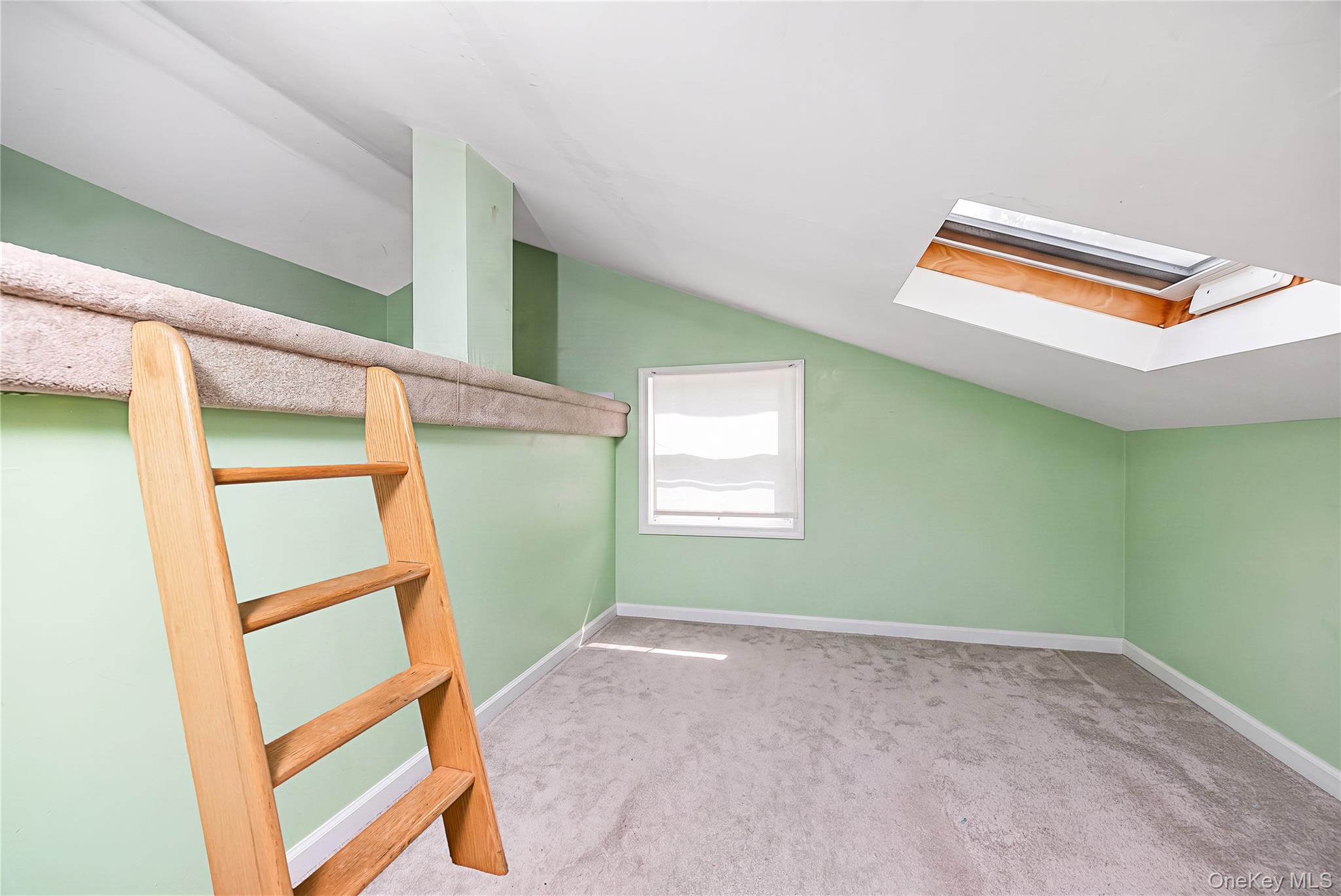 10 Larkin Street Property Photo 18