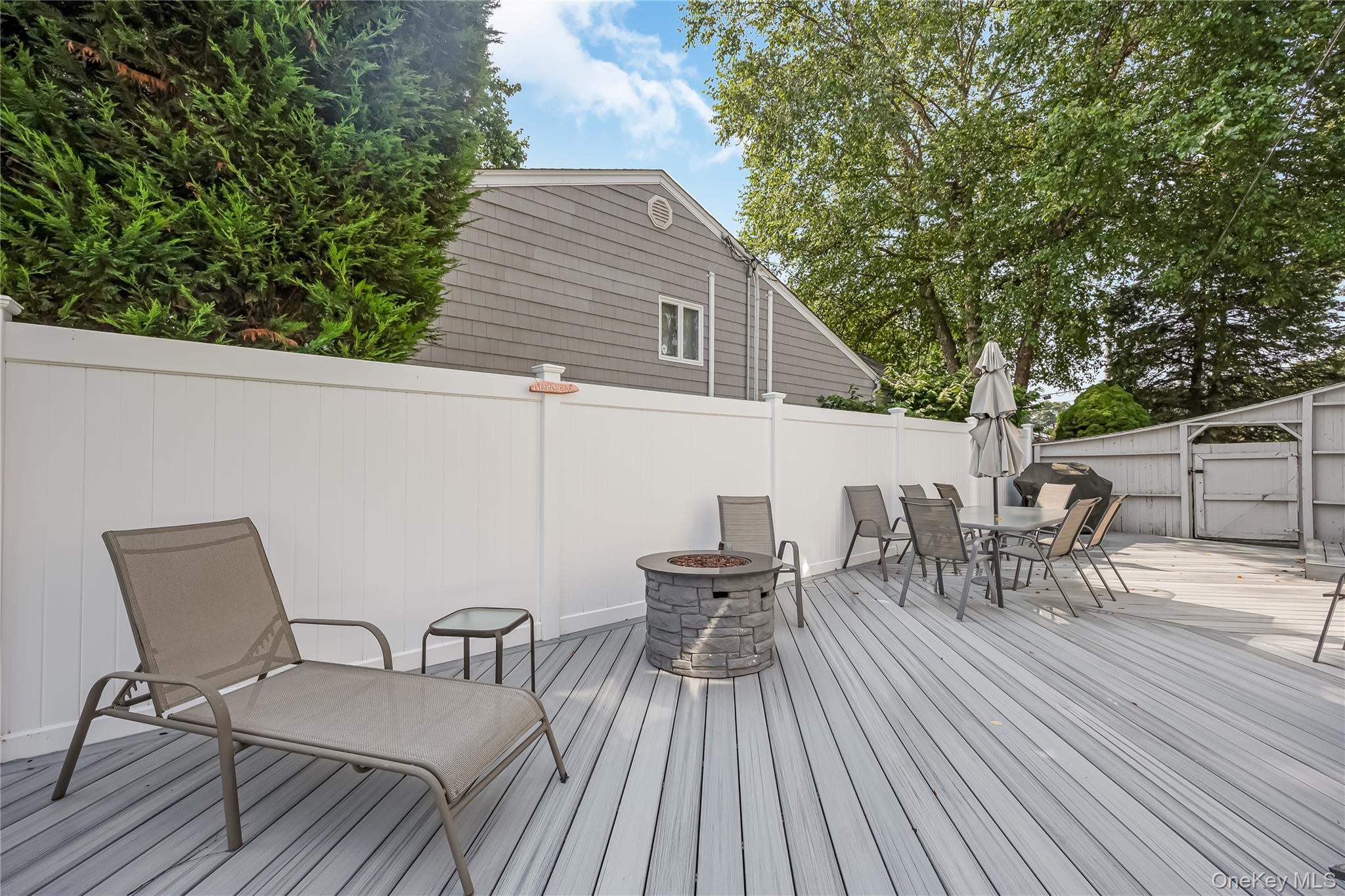 10 Larkin Street Property Photo 24