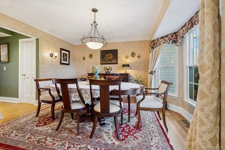 5 Kenwood Lane Property Photo 7