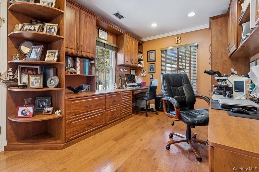 5 Kenwood Lane Property Photo 25