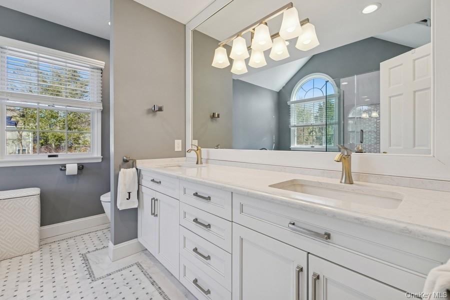 5 Kenwood Lane Property Photo 41