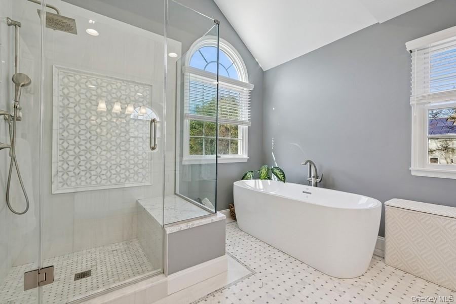 5 Kenwood Lane Property Photo 43