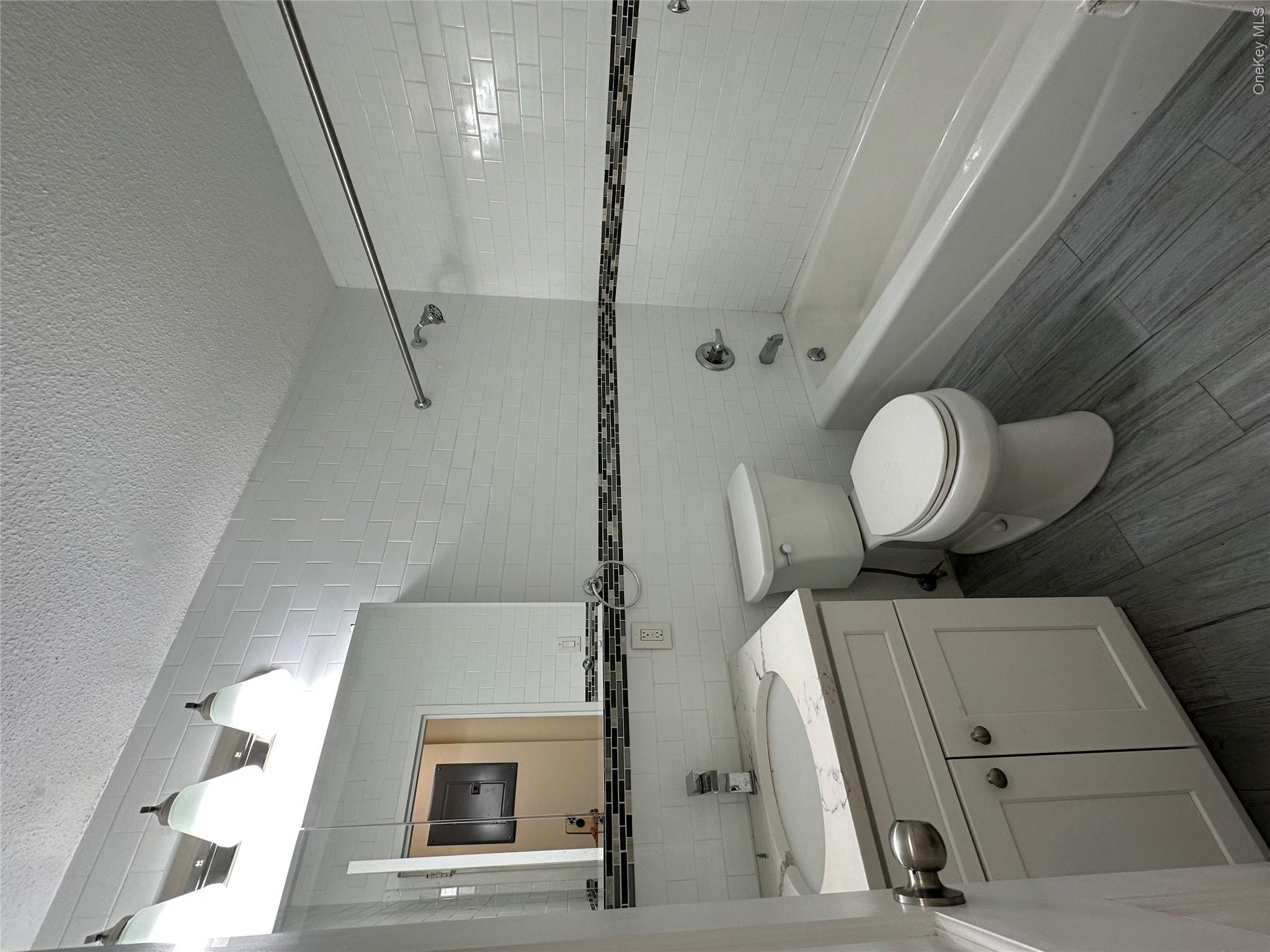 41-40 Union Street 2o Property Photo 8