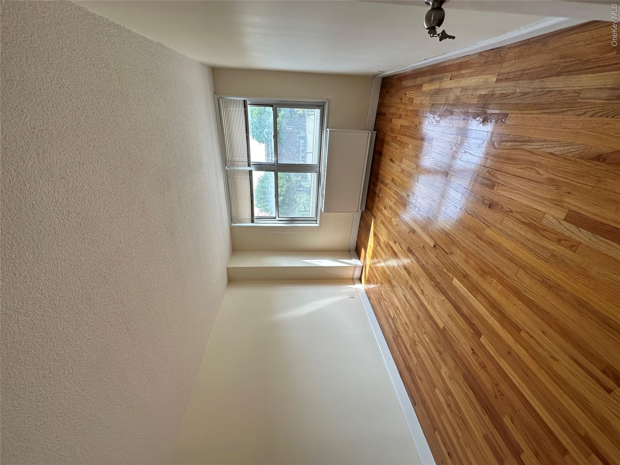 41-40 Union Street 2o Property Photo 10