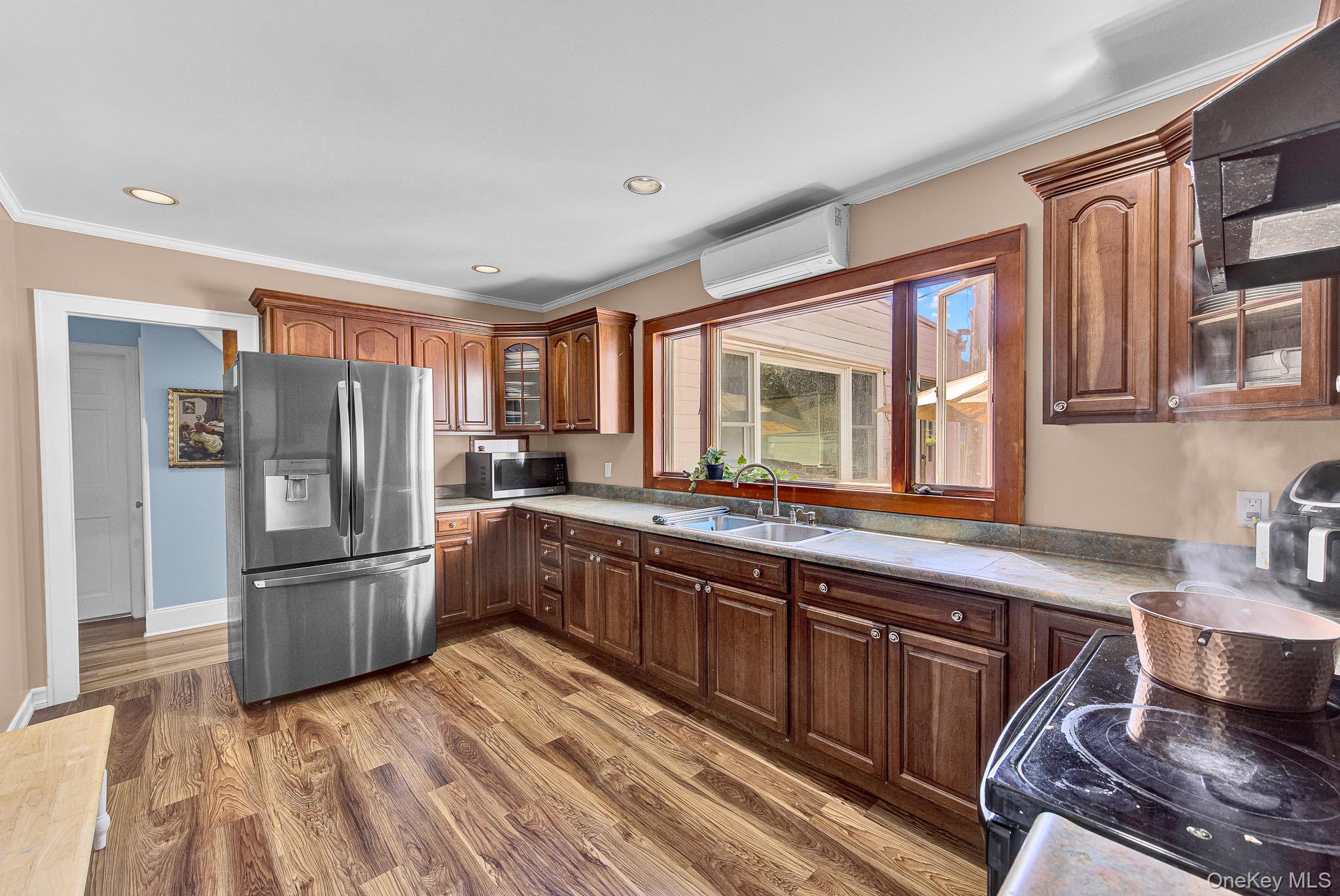 64 E Roe Boulevard Property Photo 11