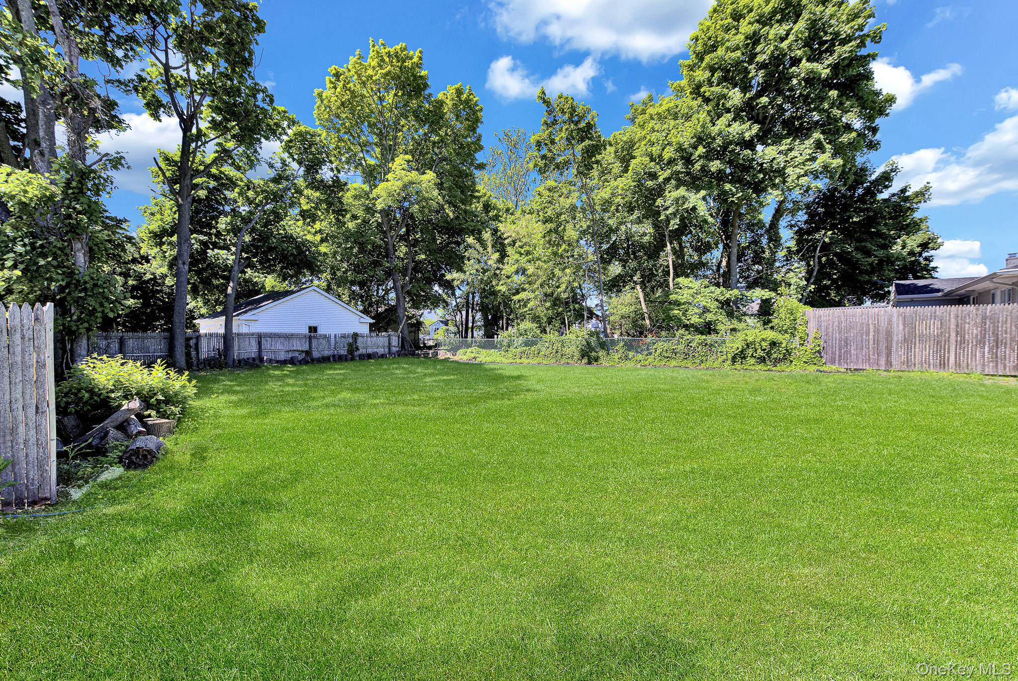 64 E Roe Boulevard Property Photo 19