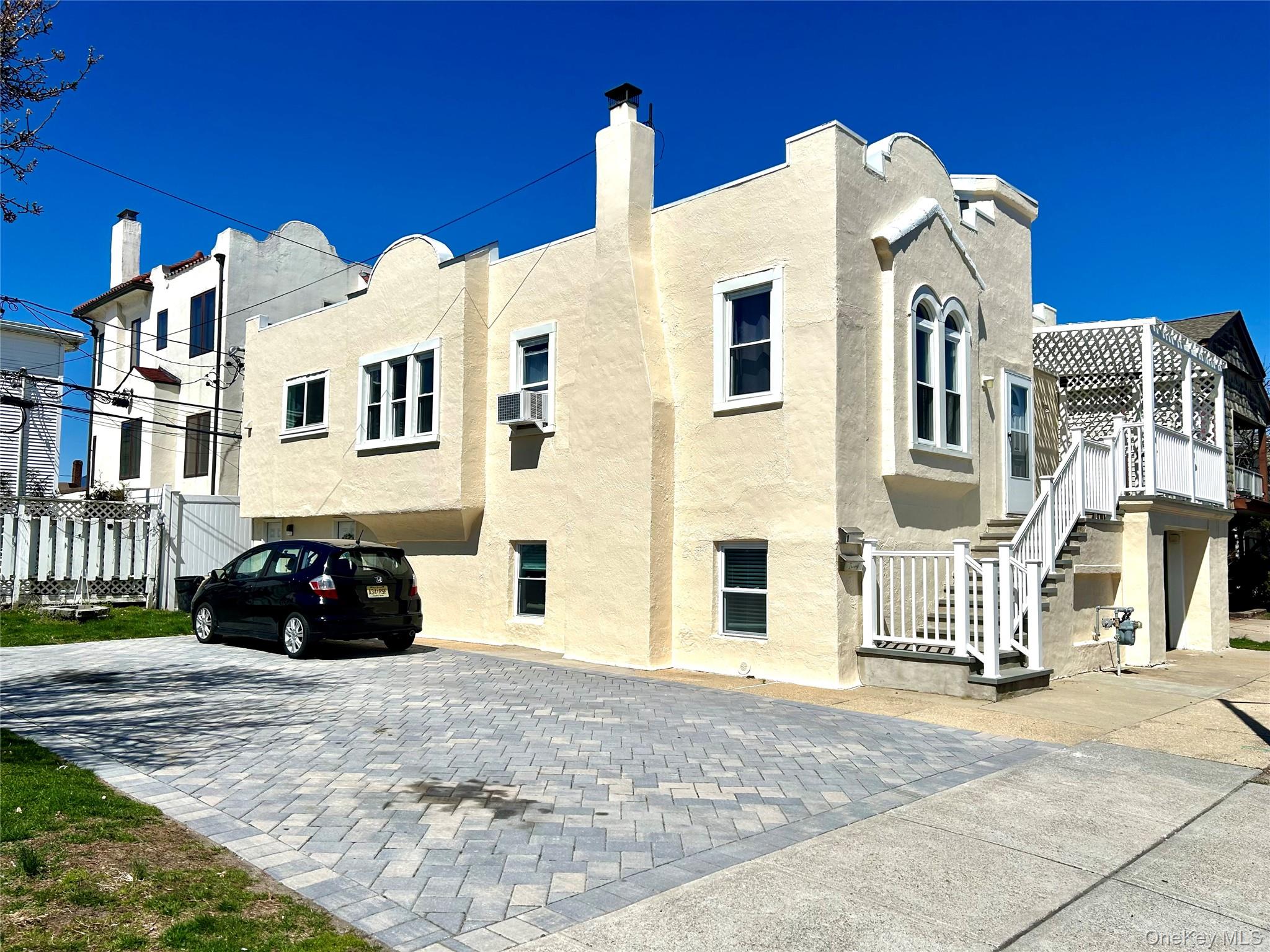 105 Mitchell Avenue Upper Property Photo 2