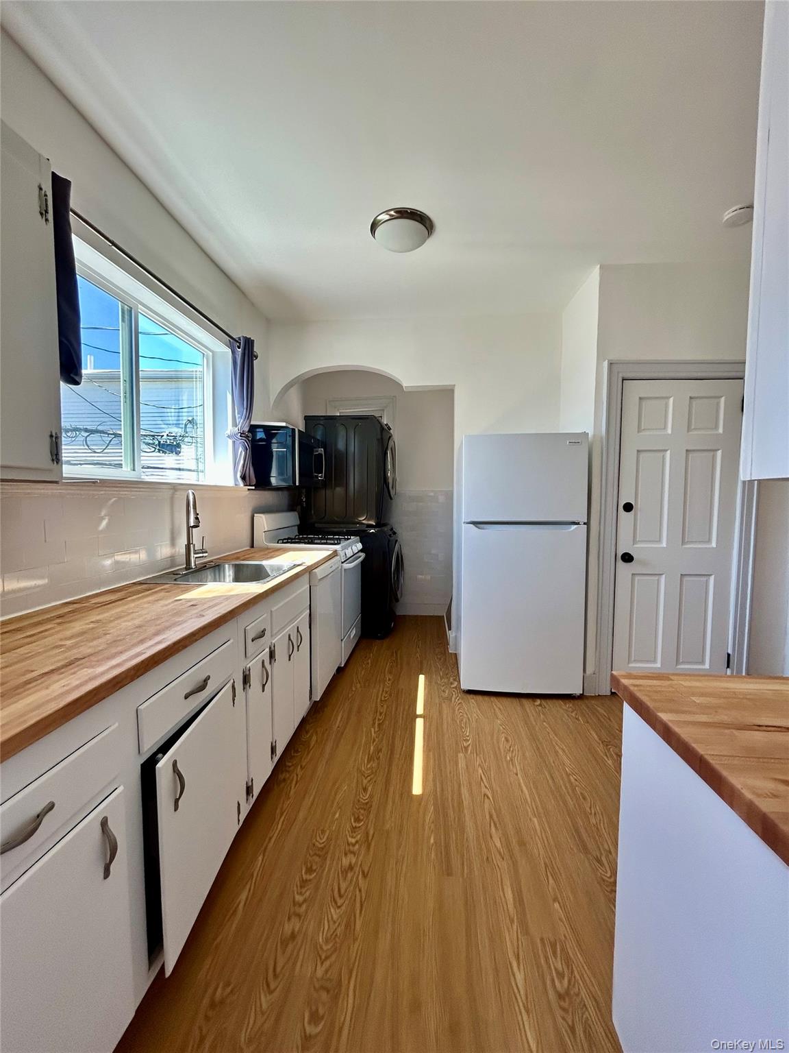 105 Mitchell Avenue Upper Property Photo 17