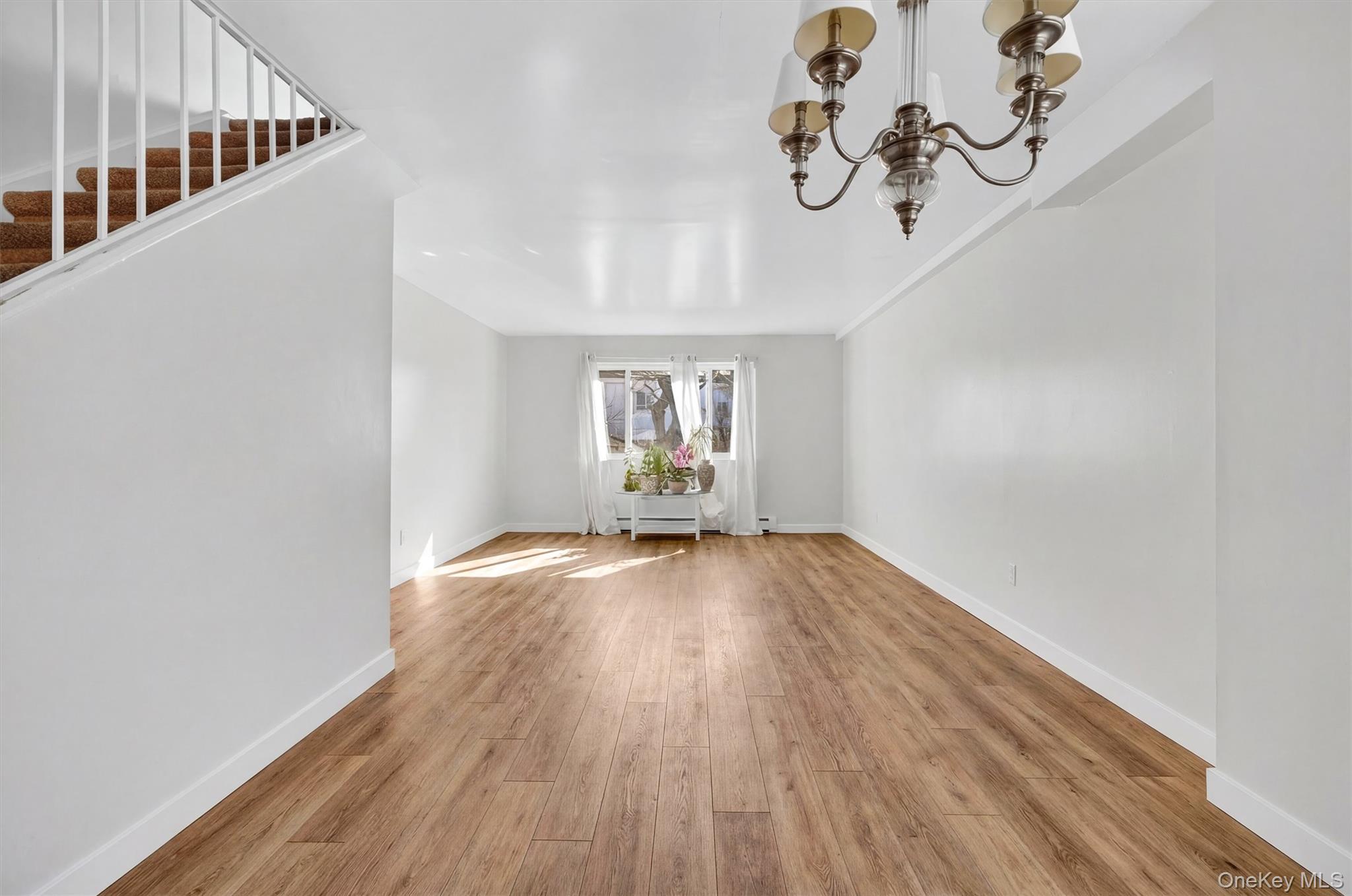 150 Glenwood Avenue F5 Property Photo 2
