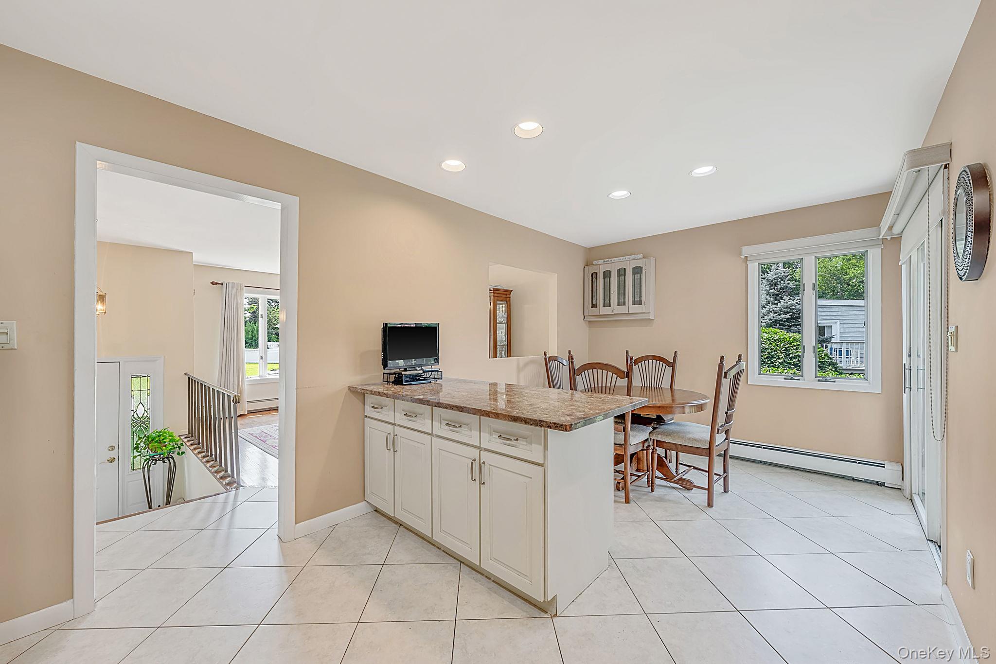 6 Keswick Drive Property Photo 8