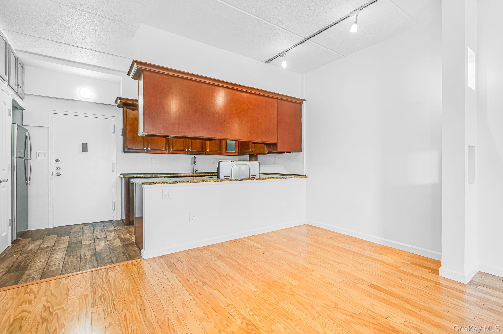 725 Miller 130 Property Photo 6