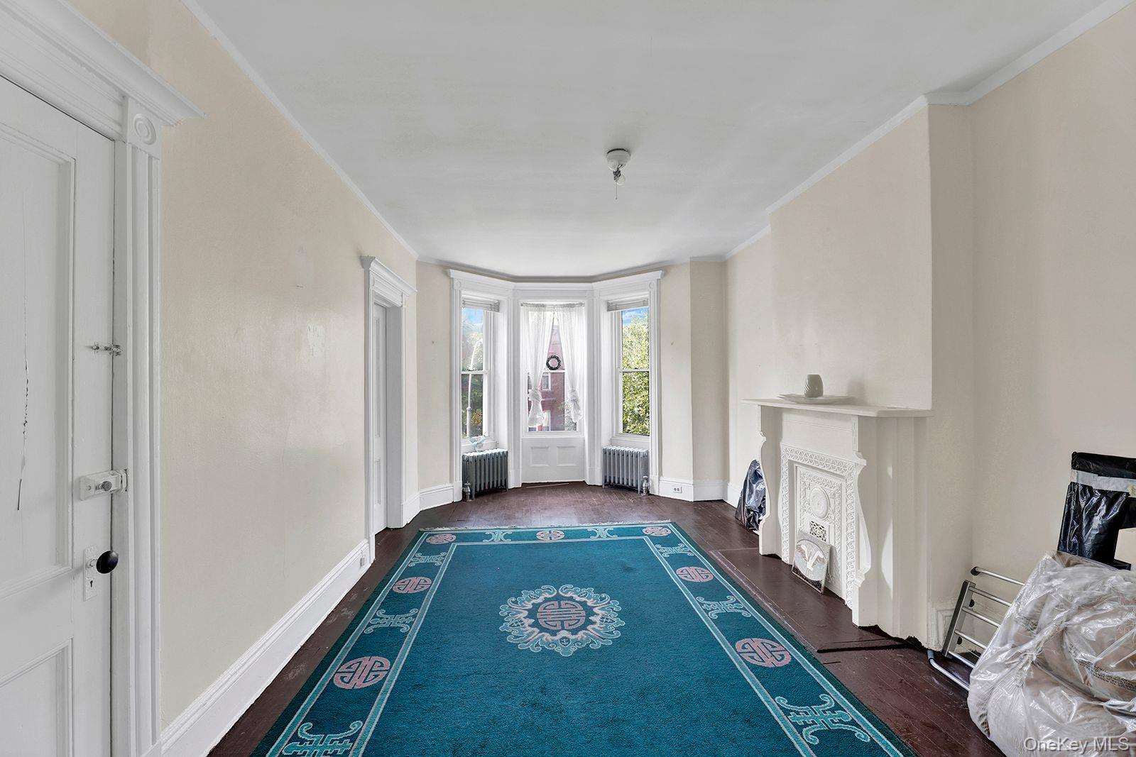 469 47th Street Property Photo 14