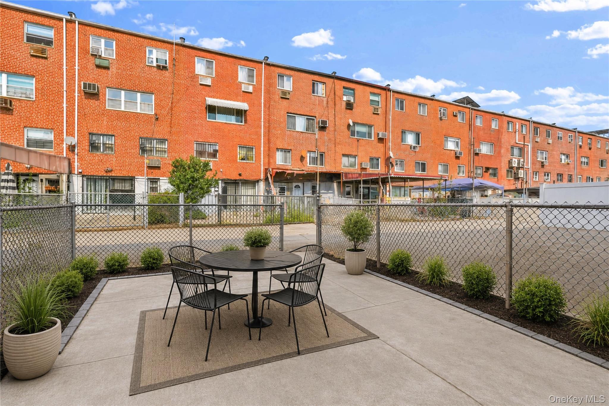 989 Schenck Avenue Property Photo 19