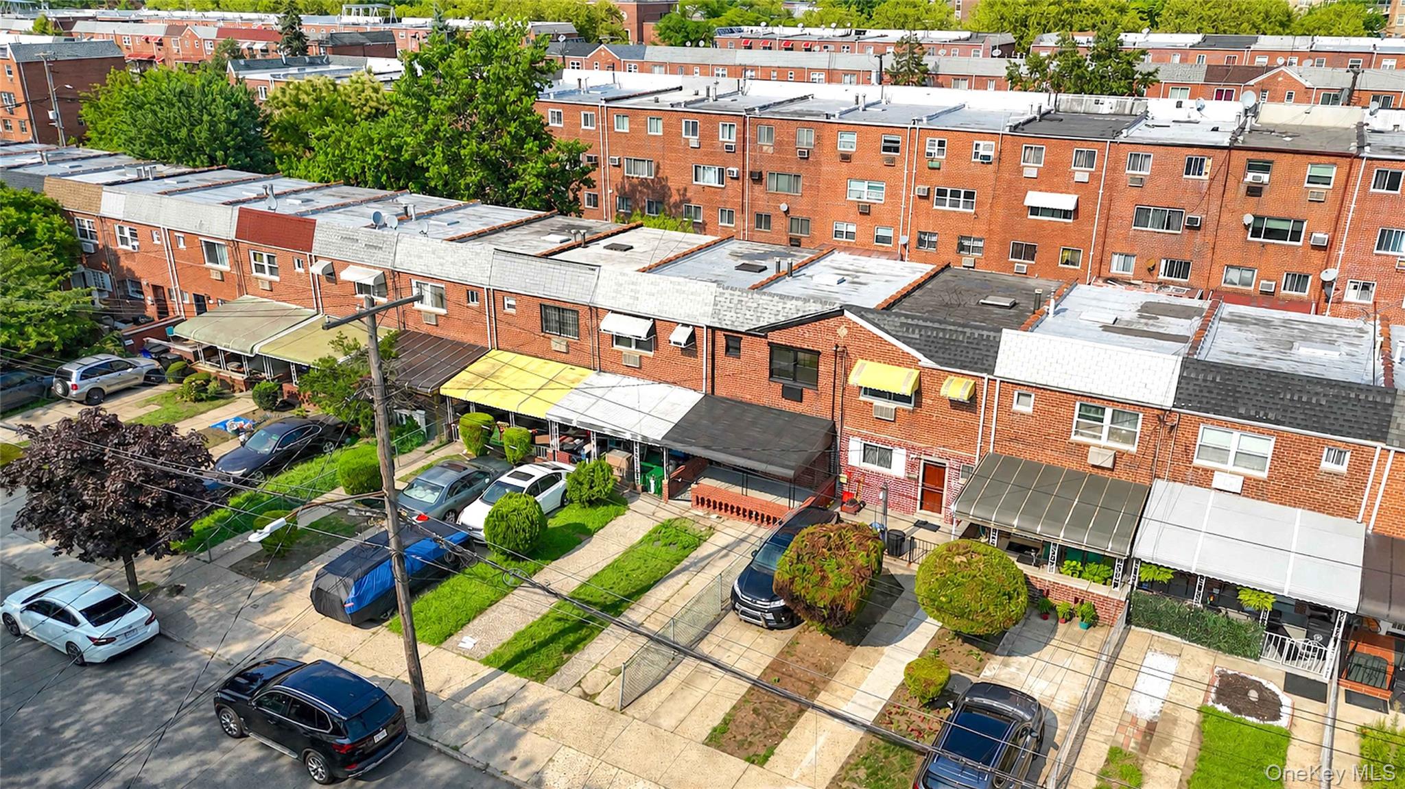 989 Schenck Avenue Property Photo 23