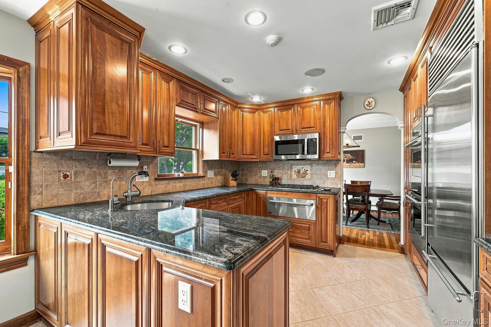 7 Herkimer Avenue Property Photo 14