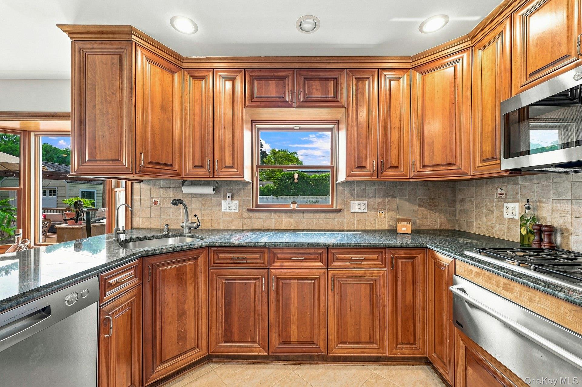 7 Herkimer Avenue Property Photo 18