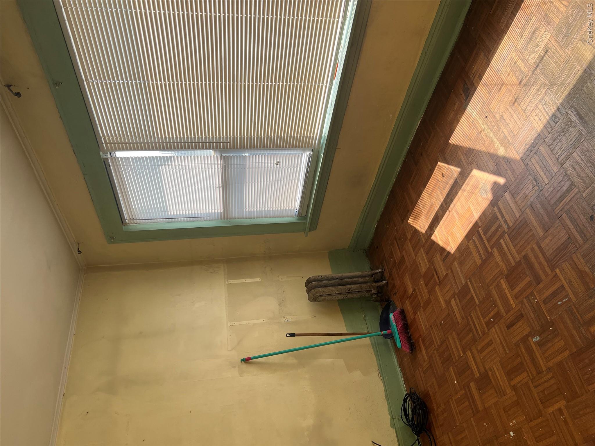 37-55 93rd Street Property Photo 28