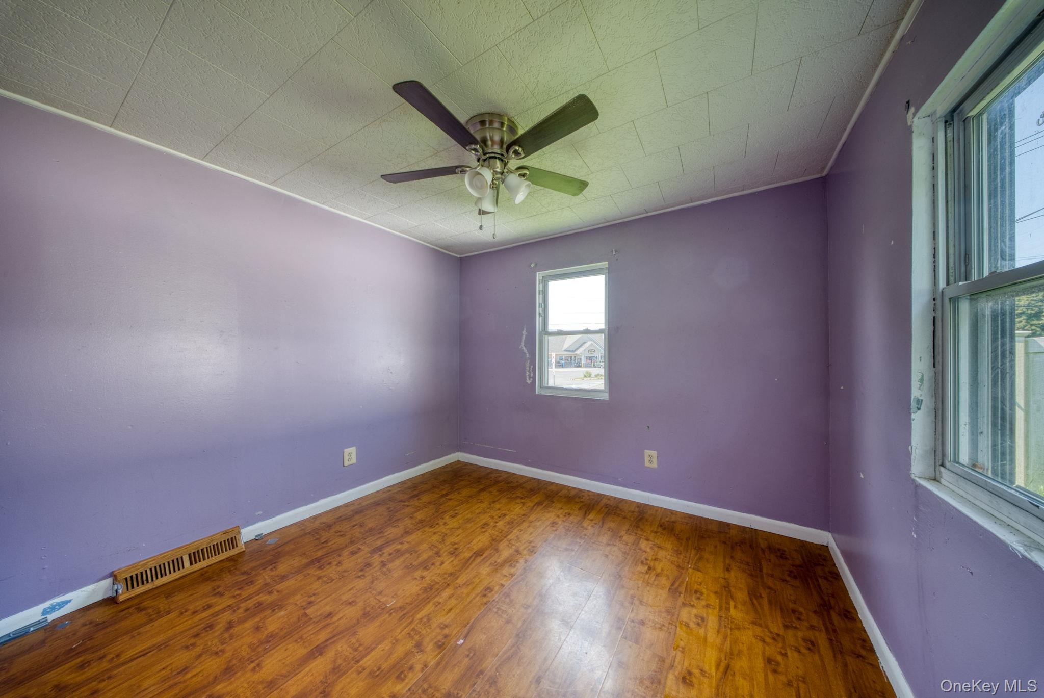 14 Airport Road Property Photo 11