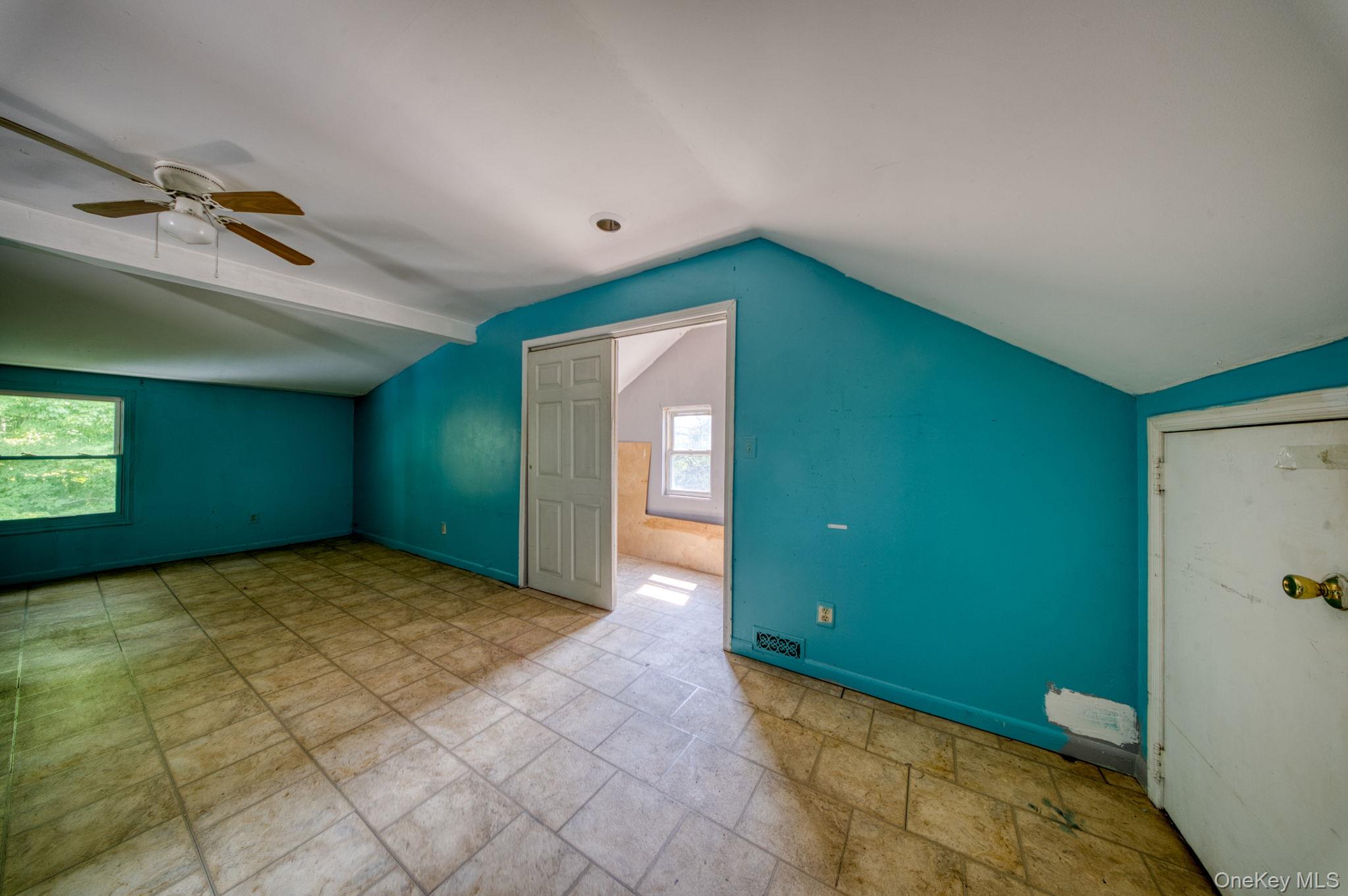 14 Airport Road Property Photo 15