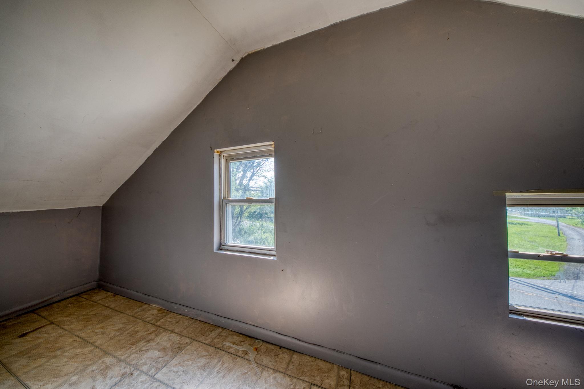 14 Airport Road Property Photo 17