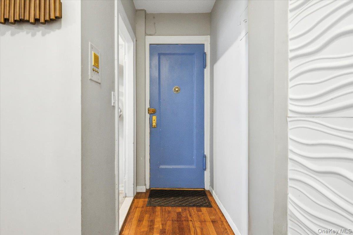 68-12 Burns Street B2 Property Photo 5