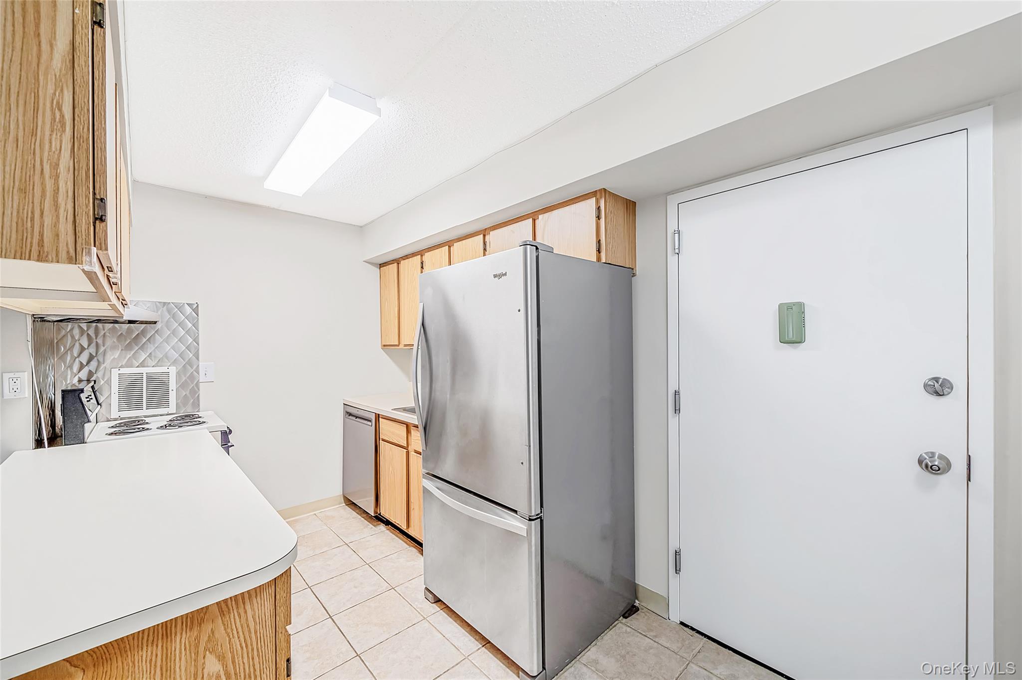 725 Miller Avenue 333 Property Photo 7
