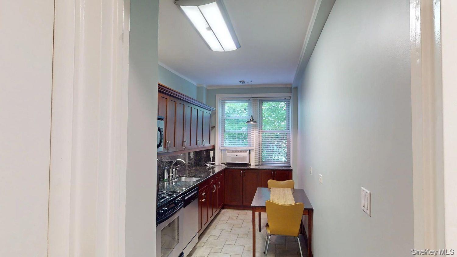 48-18 44th Street 1c Property Photo 3