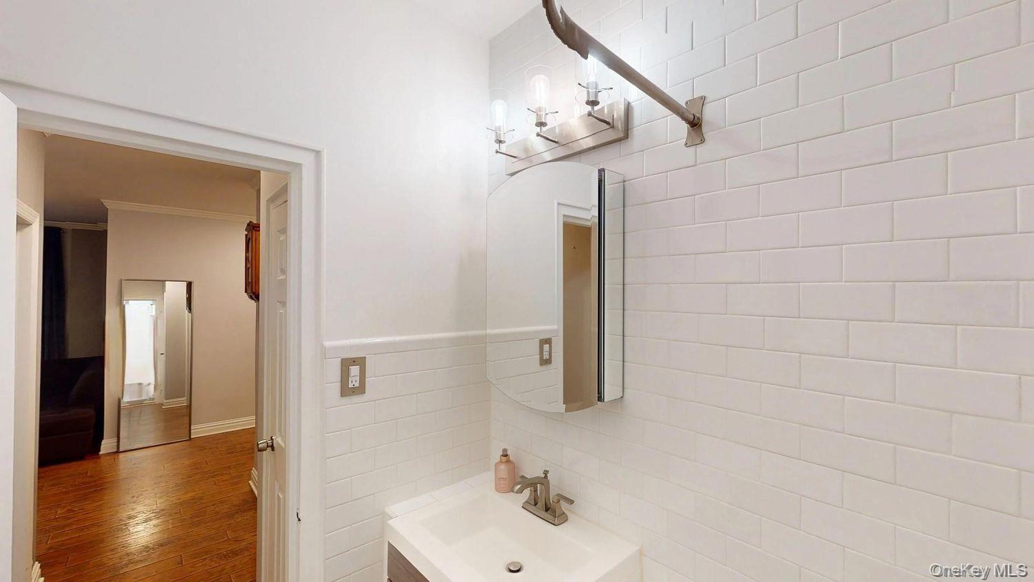 48-18 44th Street 1c Property Photo 40