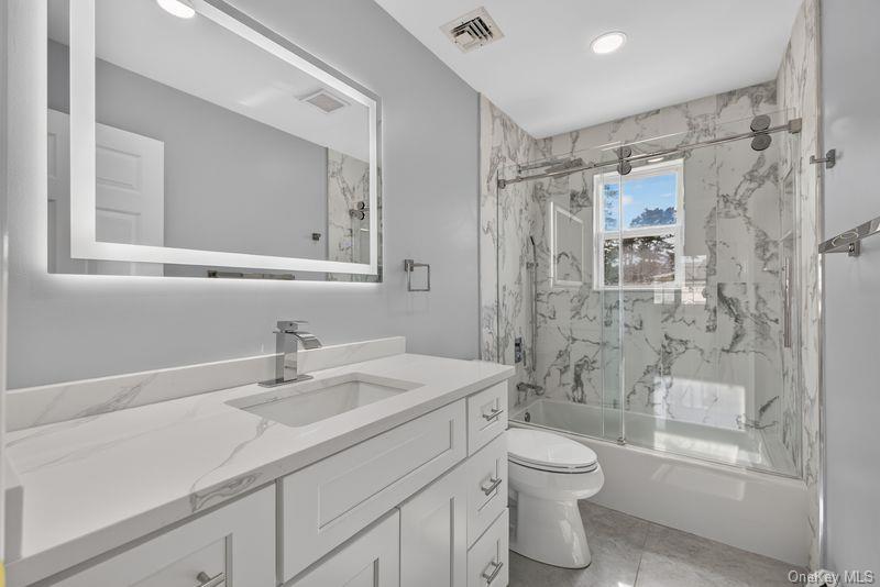 296 Westchester Avenue Property Photo 15