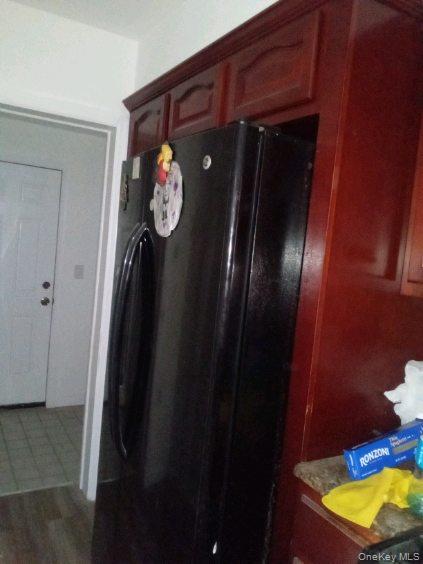 8616 90th Street Property Photo 3