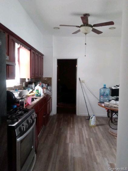 8616 90th Street Property Photo 4