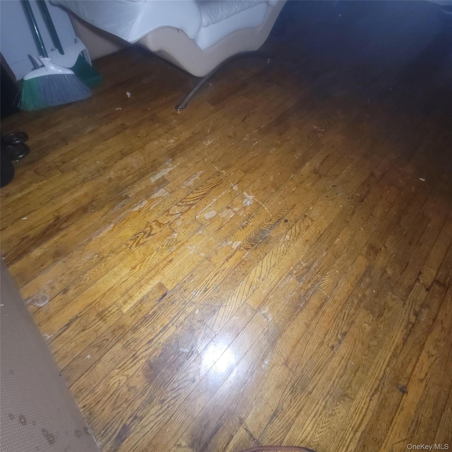 8616 90th Street Property Photo 13