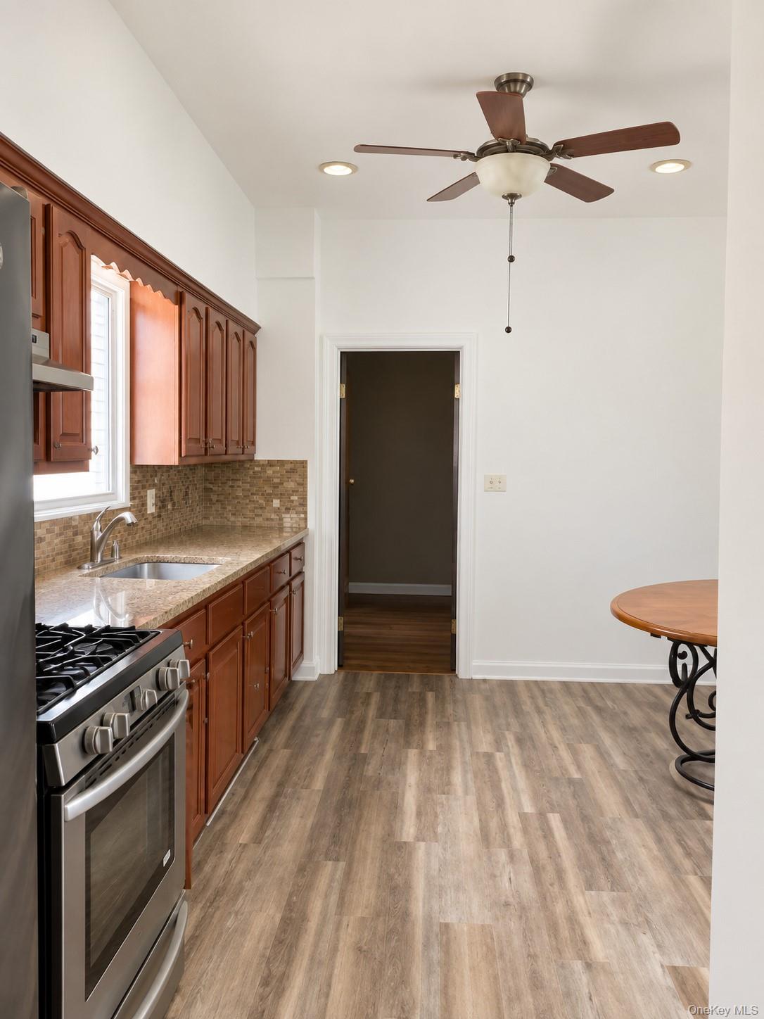8616 90th Street Property Photo 14