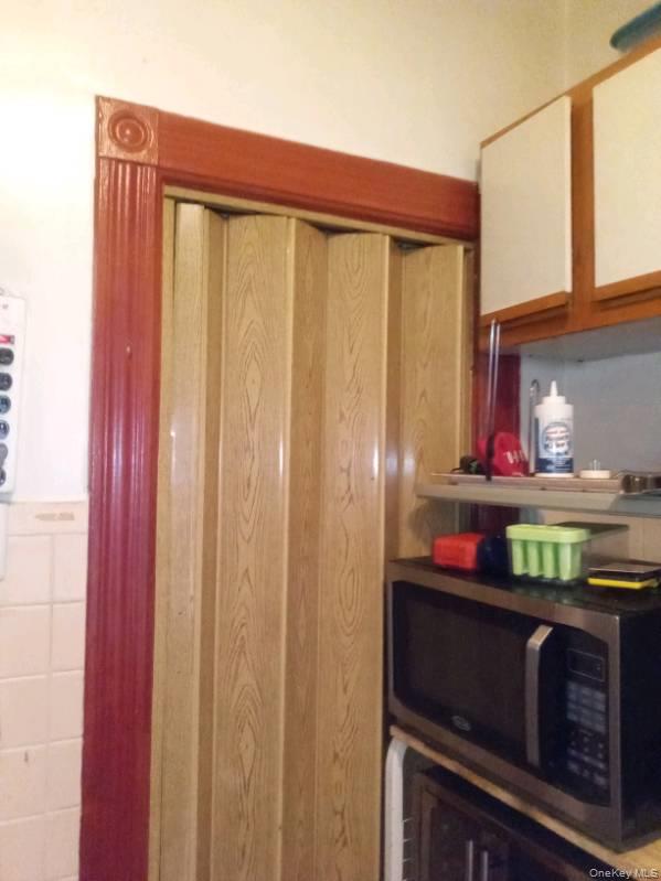 8616 90th Street Property Photo 19